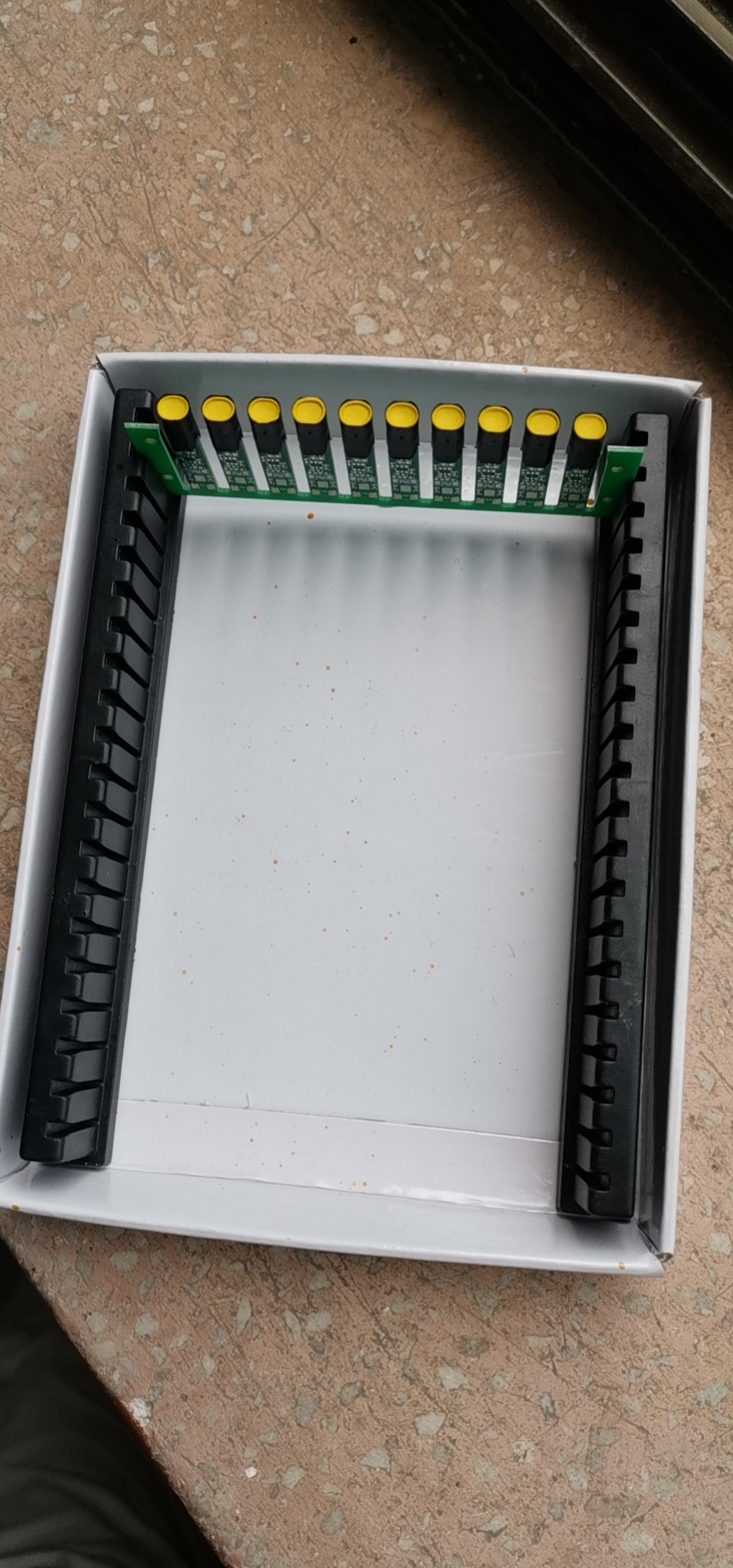 桥丝保护套-香港今晚开现场直播81期